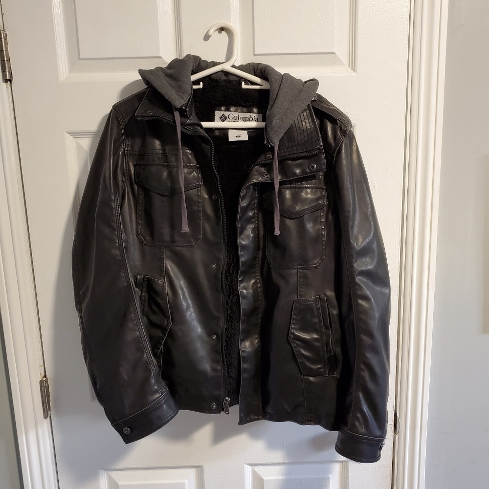 Columbia Faux Leather sherpa lined jacket